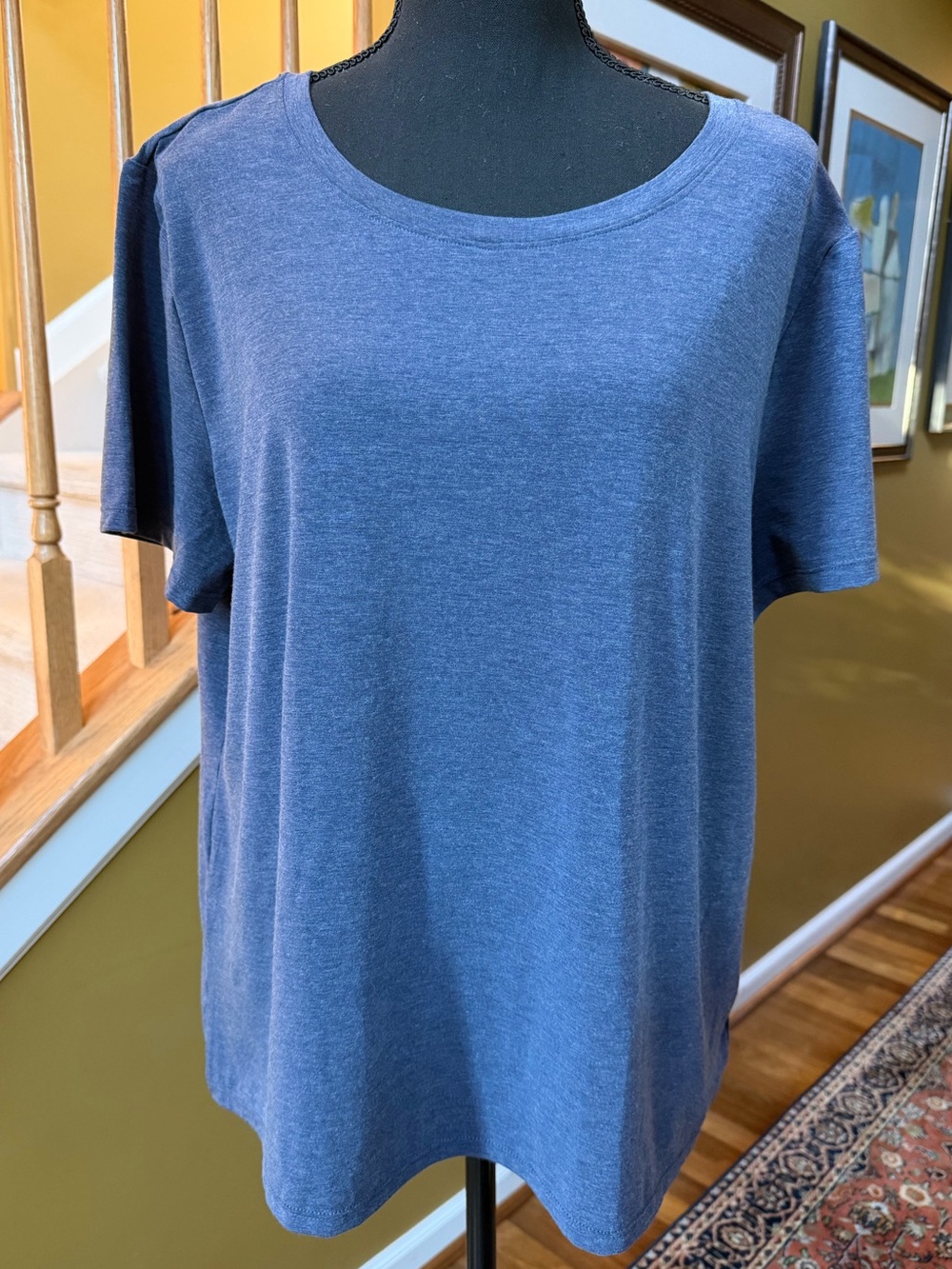 GAP Breathe Shortsleeve Workout Shirt (Sz XL)